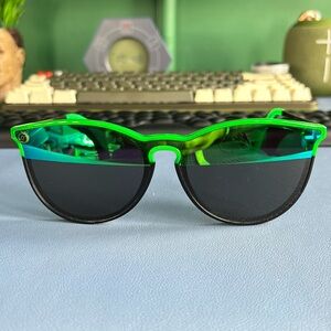 Unisex Blenders sunglasses